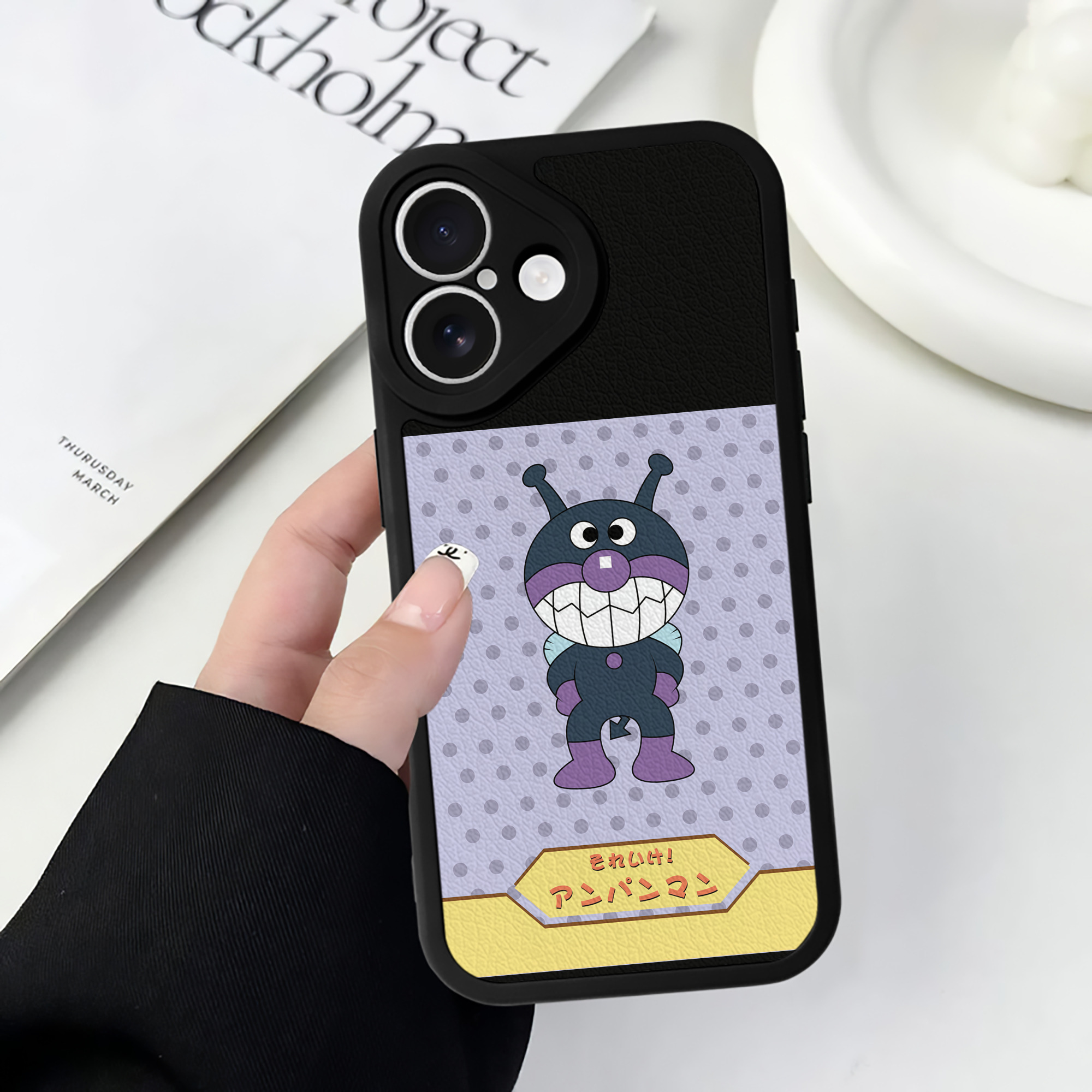 （画像用） アンパンマン Anpanman 【iPhone 16シリーズ対応】シリコンスマホケース（レザー調） 材質：シリコン